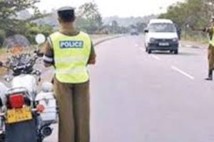 ஹோமாகம-சிறிய கூடாரங்களுக்குள் முகம்சுழிக்கும் செயலில் ஈடுபட்ட 24 ஜோடிகள்!