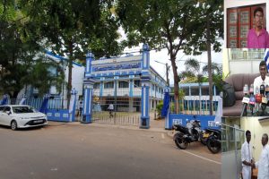 பாராளுமன்ற உறுப்பினர்கள்  மூவருக்கு எதிராக பிடியாணை உத்தரவு!