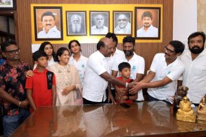 முந்திரி மற்றும் மாதுளை திருவிழா..! துவைஃப்பில் ஆரம்பம்