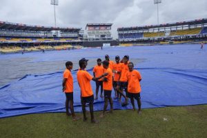 ரஷ்யாவின் கருங்கடல் கடற்படை தளபதி ஏவுகணைத் தாக்குதலில் மரணம்
