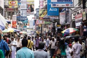 பிரபல மலையாள திரைப்பட நடிகை அபர்ணா நாயர் தற்கொலை