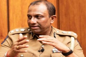 ஆபத்தான எரிகற்களின் மாதிரிகளுடன் தரையிறங்கிய ஒசைரிஸ் ரெக்ஸ் விண்கலம்