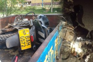 மன்னாரை அச்சுறுத்திய கொள்ளையர்கள் – சுற்றிவளைத்த பொலிஸார்