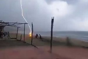 இலங்கைக்குள் அத்துமீறி நுழைய முயன்ற வெளிநாட்டு பிரஜை!