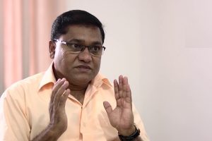 கலை பிரிவில் மாவட்ட ரீதியில் முதலிடம் பிடித்த வரணி மத்திய கல்லூரி மாணவி சுவர்க்கா