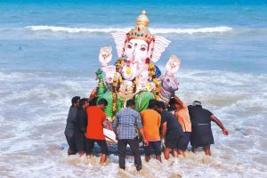 ஈராக்கில் விமான நிலையம் மீது ஆளில்லா விமான தாக்குதல் – 6 பேர் பலி