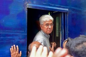 நைஜீரியாவில் வழமைக்கு திரும்பிய மின்சாரம் சேவை
