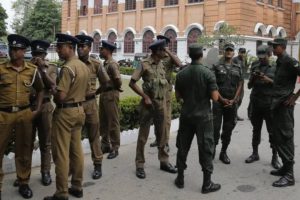 கிழக்கு உக்ரைனில் உள்ள அவ்திவ்கா கோட்டையை தாக்கிய ரஷ்யா