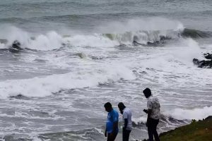 சசிகுமாரின் புதிய த்ரில்லர் படம் : வெளியான சூப்பர் அப்டேட்