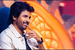 கொழும்பில் பாரிய தீ விபத்து – கட்டுப்பாட்டுக்குள் கொண்டு வர தீவிர முயற்சி