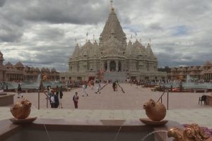 மன்னாரில் 17 வயது சிறுமி துஸ்பிரயோகம் – மூவர் கைது