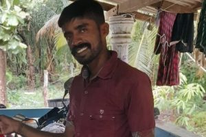 பிக் பாஸ் வீட்டிற்குள் நுழைந்த அந்த காலத்து கிளாமர் குயின்…
