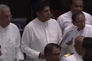 தென் ஆப்பிரிக்காவில் தங்க சுரங்கம் இடிந்து விழுந்ததில் 10 பேருக்கு நேர்ந்த கதி
