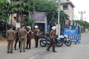நெதர்லாந்து பொதுத் தேர்தல் முடிவு: போராட்டத்தில் ஈடுப்பட்ட மக்கள்