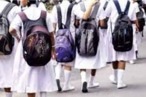 இணையத்தில் வேகமாக பரவும் ராஷ்மிகா மந்தனாவின் கவர்ச்சி வீடியோ? உண்மையா?