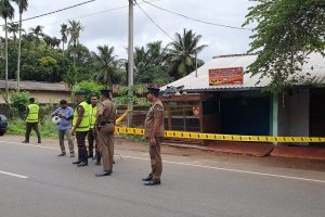 விடுதலை செய்யப்பட்ட 22 இந்திய மீனவர்கள் : நாட்டை அடைத்தனர்.