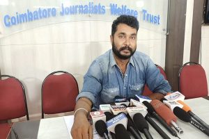சீனியை 300ரூபாவிற்கு கொள்முதல் செய்யது 275ரூபாவிற்கு எவ்வாறு விற்பது? வவுனியா வர்த்தகர்கள் கேள்வி