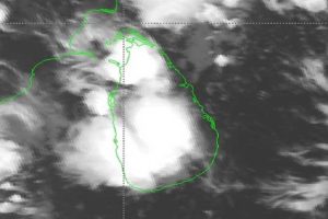 ஏலியனுக்கு குரல் கொடுத்தார் சித்தார்த்