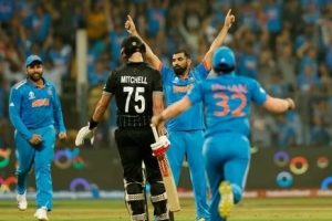 போர் தொடங்கியதில் இருந்து காசாவுக்குள் நுழைந்த முதல் எரிபொருள் டிரக்
