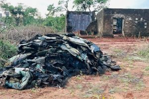 செங்கடல் பகுதியில் வைத்து அமெரிக்க போர்க்கப்பல் மீது டிரோன்கள் மூலம் தாக்குதல்