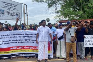 திருகோணமலையில் முதலையின் தாக்குதலுக்கு இலக்காகி பண்ணையாளர் ஒருவர் பலி!