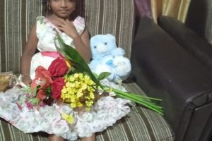 பிரபல குத்துச்சண்டை வீரரிடம் 3 கோடிக்கு மேல் இழப்பீடு கோரும் நபர்