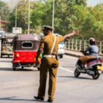 சீனாவில் தங்கம் வாங்கி குவிக்கும் மக்கள்!