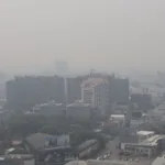 தந்தை மற்றும் சகோதரனை சுட்டுக் கொன்ற அமெரிக்க இளம்பெண்