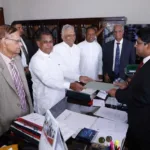 உலகின் முன்னணி பணக்காரர் பட்டியலில் தன் இடத்தை இழந்தார் மஸ்க்!