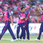 இரண்டு ரஷ்ய போர்க்கப்பல்களை தாக்கி அழித்த  உக்ரைன்