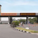 குறட்டைக்கும் டிவி பார்ப்பதற்கும் என்ன தொடர்பு?