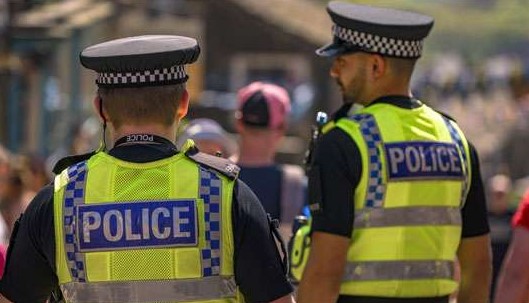 https://gemini.google.com/app/74efe89dc72c7e56#:~:text=%23KentPolice%20%23Gillingham%20%23UKCrime%20%23A289%20%23GadsHill%20%23TragicAccident%20%23TamilNews%20%23CrimeInvestigation%20%23BreakingNewsTamil%20%23%E0%AE%87%E0%AE%99%E0%AF%8D%E0%AE%95%E0%AE%BF%E0%AE%B2%E0%AE%BE%E0%AE%A8%E0%AF%8D%E0%AE%A4%E0%AF%81%20%23%E0%AE%B5%E0%AE%BF%E0%AE%AA%E0%AE%A4%E0%AF%8D%E0%AE%A4%E0%AF%81%20%23%E0%AE%95%E0%AF%86%E0%AE%A9%E0%AF%8D%E0%AE%9F%E0%AF%8D