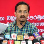 எவரெஸ்ட் சிகரத்தில் ஏறி சாதனை படைத்த 16 வயது இந்திய சிறுமி