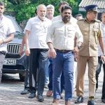 12 நாடுகள் வழியே 46,239 கிலோமீட்டர் பயணித்த இன்ஸ்டாகிராம் பிரபலம்
