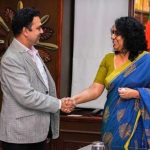 ஜான்வி கபூரை சம்மதிக்க வைத்த தயாரிப்பாளர் இவர்தான்.