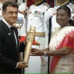 சாக்லேட் பாய் ஹீரோவின் சோலியை முடித்து விட்ட ஹீரோக்கள்