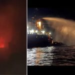 ஆஸ்திரேலிய விரைவுச்சாலையில் விழுந்த  உலோகக் கழிவுகலால் சேதமடைந்த நூற்றுக்கணக்கான வாகனங்கள்