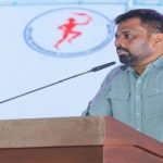தனுஷின் கருங்காலி மாலையின் ரகசியம் உடைந்தது