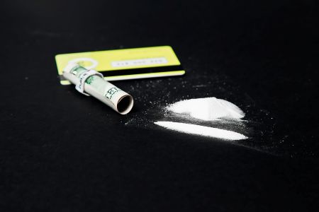 Trincomalee police raid and suspect arrest for drug possession.