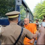 நீதிமன்றில் முன்னிலையானார் ரணில்!