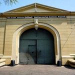 அம்பாறையில் பெரும்போக நெல் அறுவடை மும்முரம்-இடையிடையே மழையும் குறுக்கீடு!