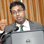 வோஷிங்டனில் பதற்றம்: டொனால்ட் ட்ரம்ப் அவசரமாக வெளியேற்றம்