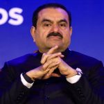 லண்டனில் கட்டளையை மீறிச்சென்ற கார் விபத்து – 09 பேர் காயம்