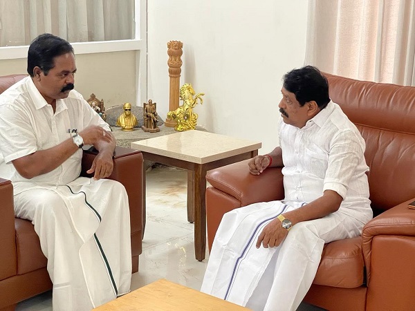 தமிழக பாஜக தலைவரும் சிறிதரன் எம்.பி. சந்திப்பு