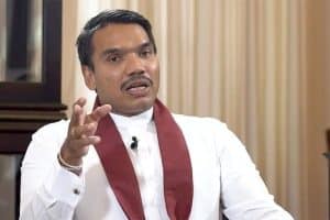 வடக்கு மாகாணத்துக்கு பொலிஸ், காணி அதிகாரம் வழங்குவது ஆபத்து: மஹிந்த அணி கொதிப்பு!