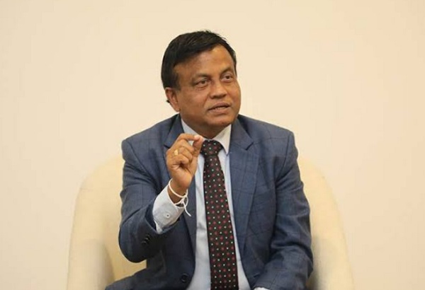 "இரண்டாம் உலகப் போரின்போது ஹிட்லருக்கு எஸ்.எஸ். (SS) என ஒரு ராணுவ பிரிவு இருந்தது. இங்கு கடந்த ஆட்சியாளர்கள் இதுபோன்று இராணுவம் மற்றும் சட்டவிரோத குழுக்களை வைத்திருந்தனர்"