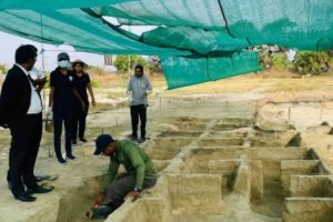 செங்கடல் எண்ணெய் வழித்தடமும் மூடப்படும் அபாயம் – எண்ணெய் விலைகள் கடுமையாக உயர்வு