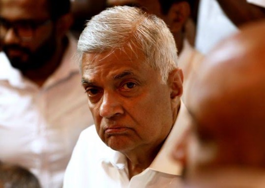 “தலைமைத்துவத்தை ஏற்பதற்கு ஜென்சி தலைமுறை முன்வர வேண்டும். அதற்குரிய ஆலோசனை, வழிகாட்டல்களை வழங்குவதற்கு தயார்.” என்று முன்னாள் ஜனாதிபதி ரணில் விக்கிரமசிங்க தெரிவித்தார்.
