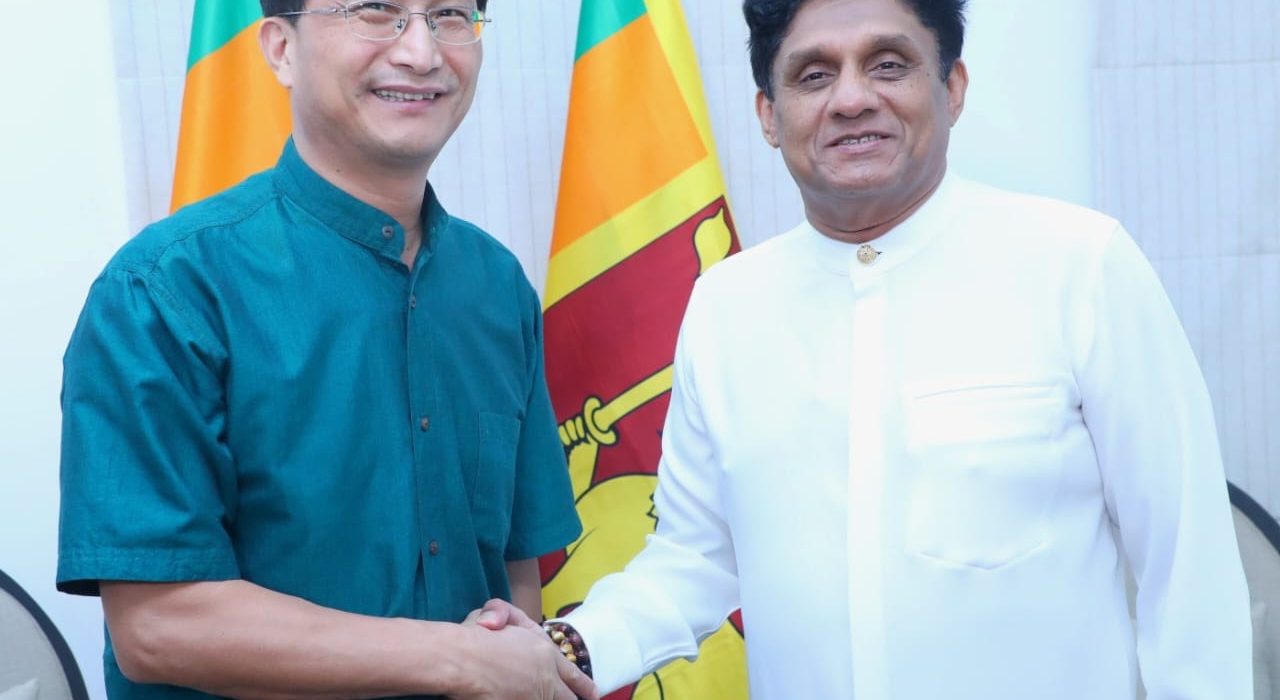 இலங்கைக்கும் சீனாவுக்கும் இடையிலான இருதரப்பு உறவுகள் தொடர்ந்து வலுவாக இருக்க வேண்டும் என்று எதிர்க்கட்சித் தலைவர் சஜித் பிரேமதாச தெரிவித்துள்ளார்.