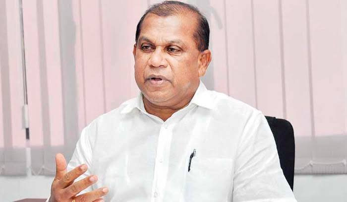 " சட்டத்தின் சுயாதீனத்தன்மைக்குள் அரசியலை புகுத்தி, ஆட்சியை தக்கவைத்துக்கொள்வதற்கு அரசாங்கம் முயற்சிக்கின்றது.சட்டத்தின் சுயாதீனத்தன்மையை பாதுகாக்க எதிரணியால் முடிந்த அனைத்தையும் செய்வோம்.”